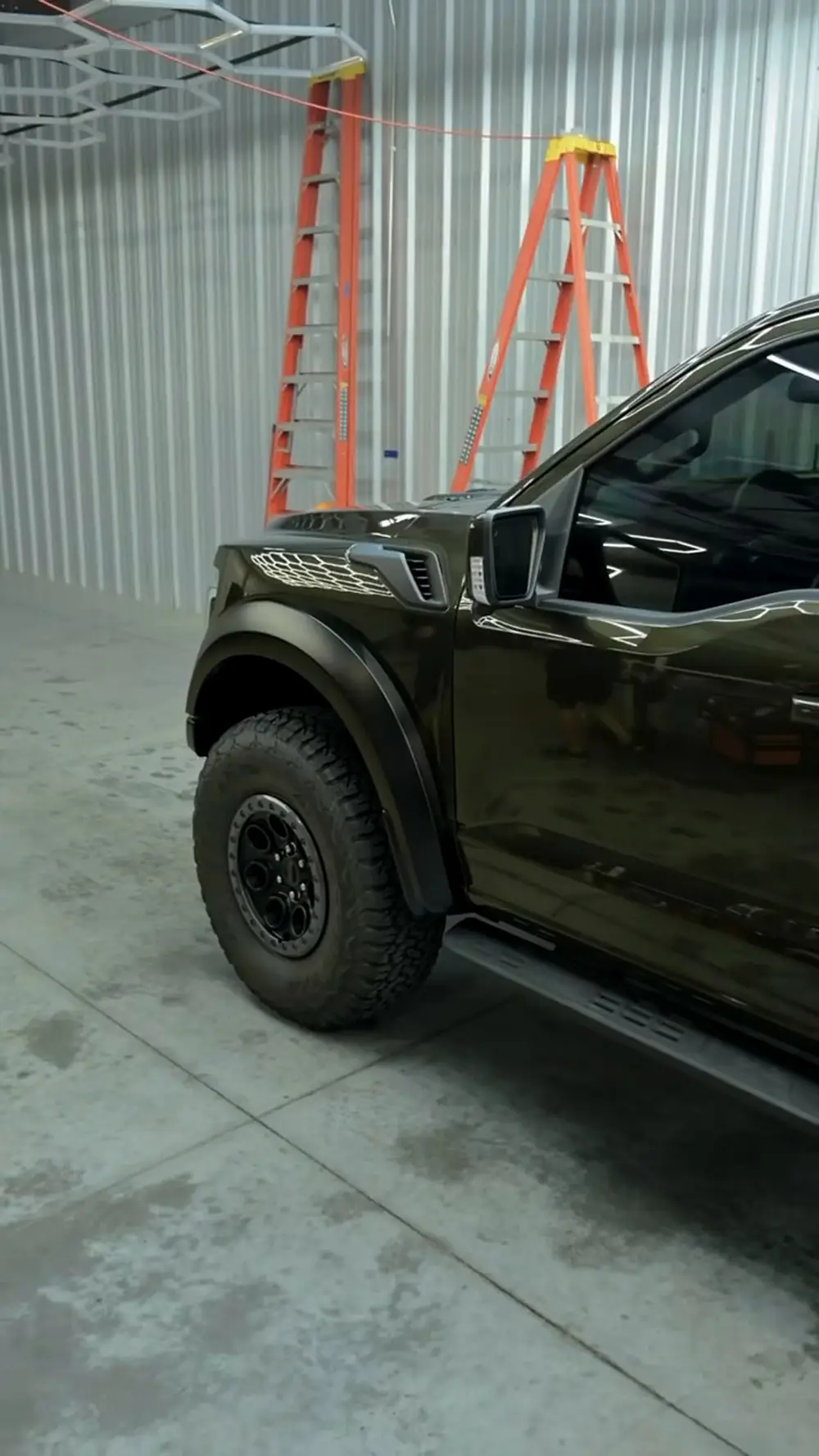 Ford F-150 Raptor, finished