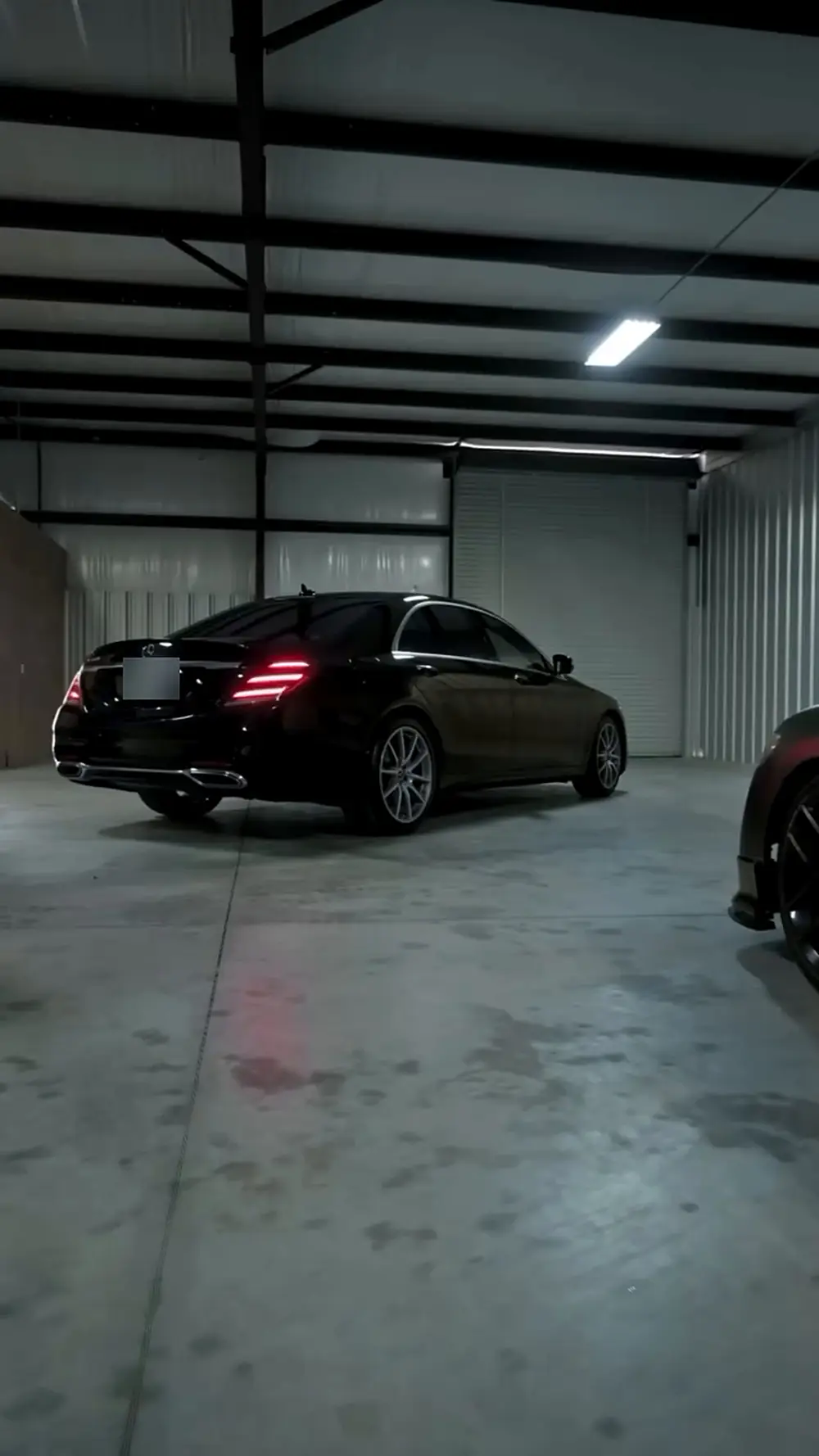 Mercedes-Benz S-Class, finished